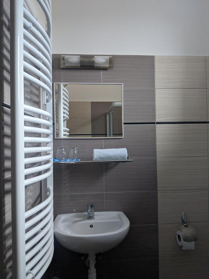Apartment Romai Fuerdo Apartmanhaz Bakonynana