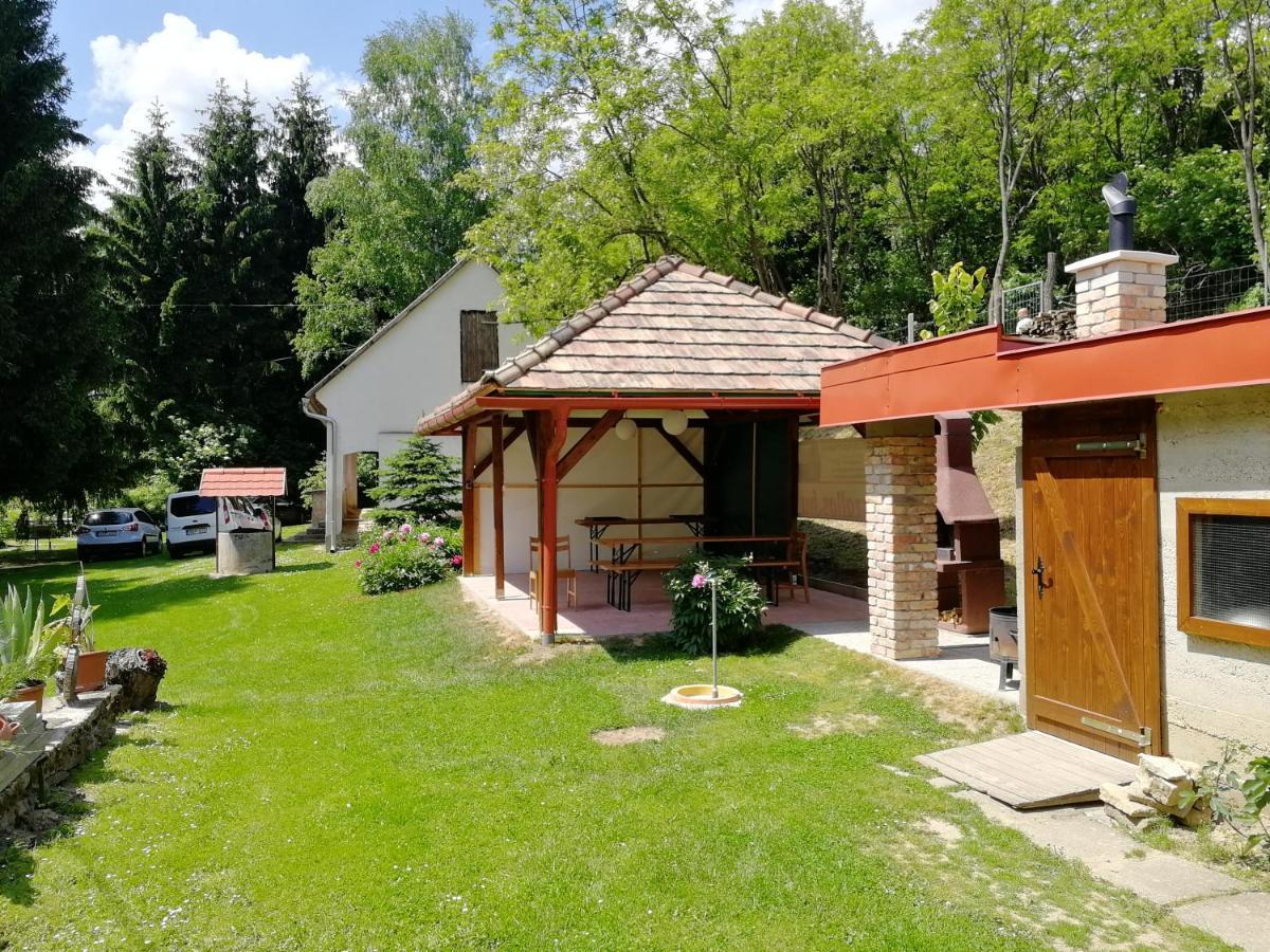 Romai Fuerdo Apartmanhaz * Bakonynana